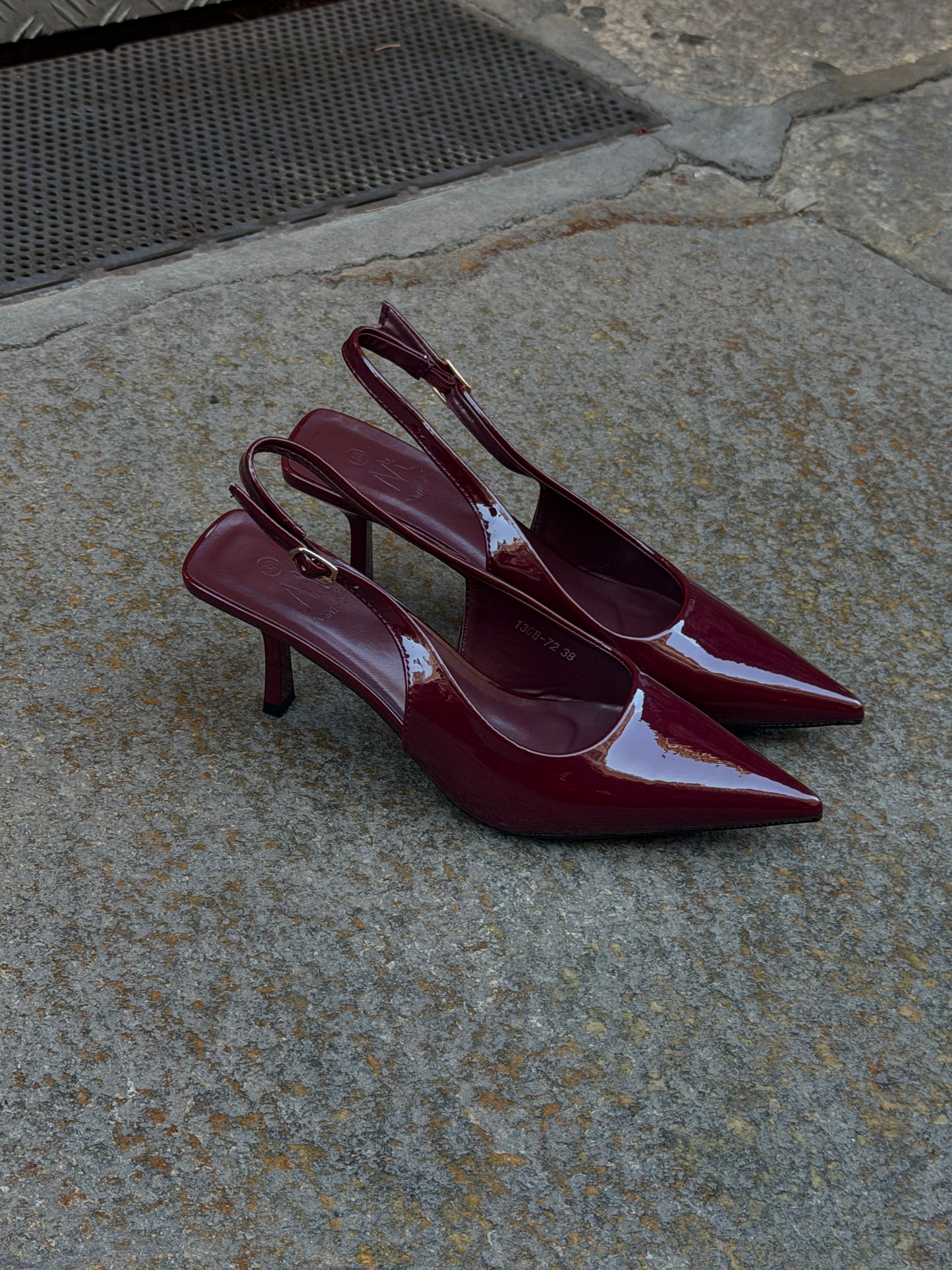 Slingback Cherry