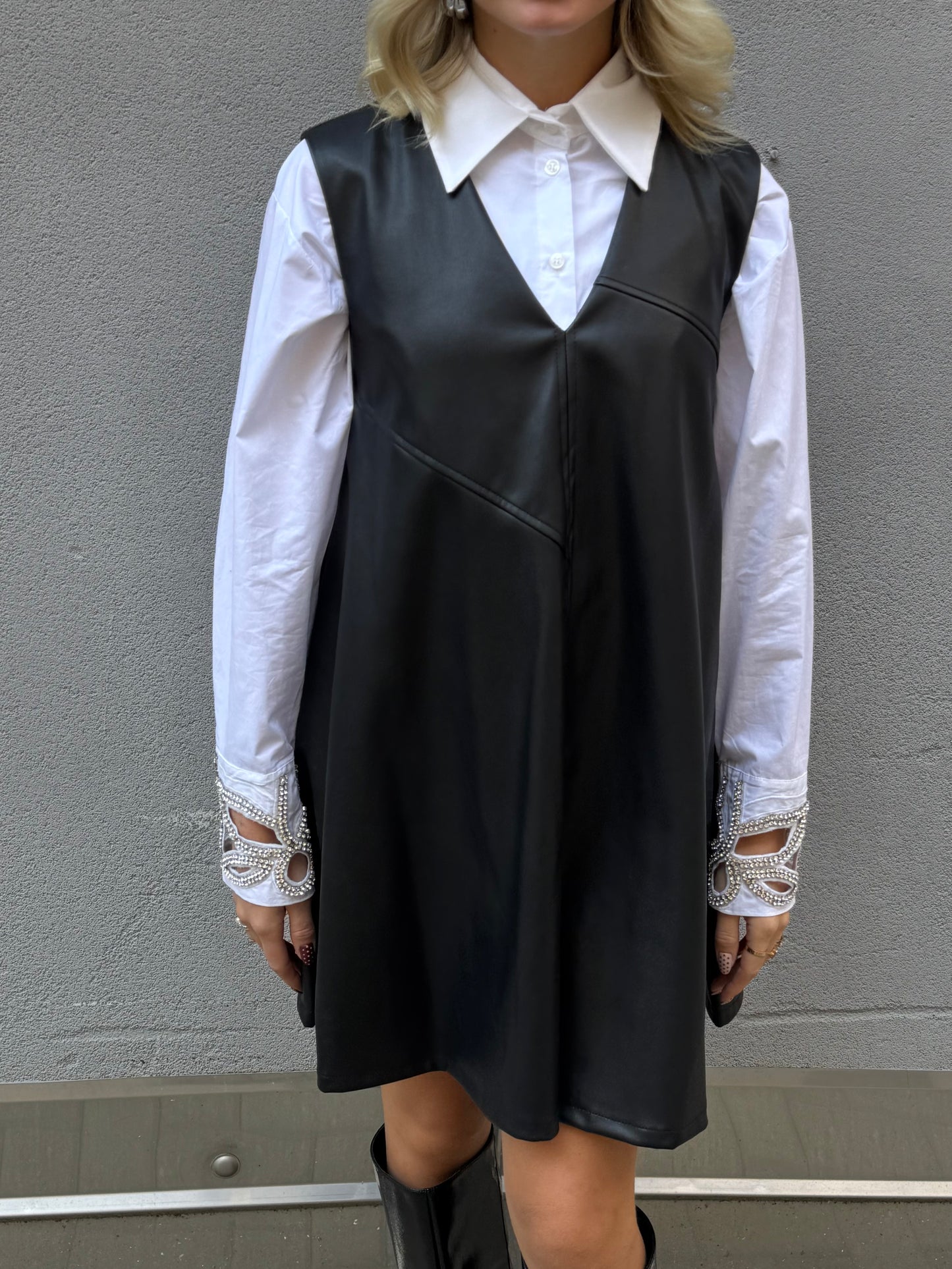 Abito Ecopelle V | Nero