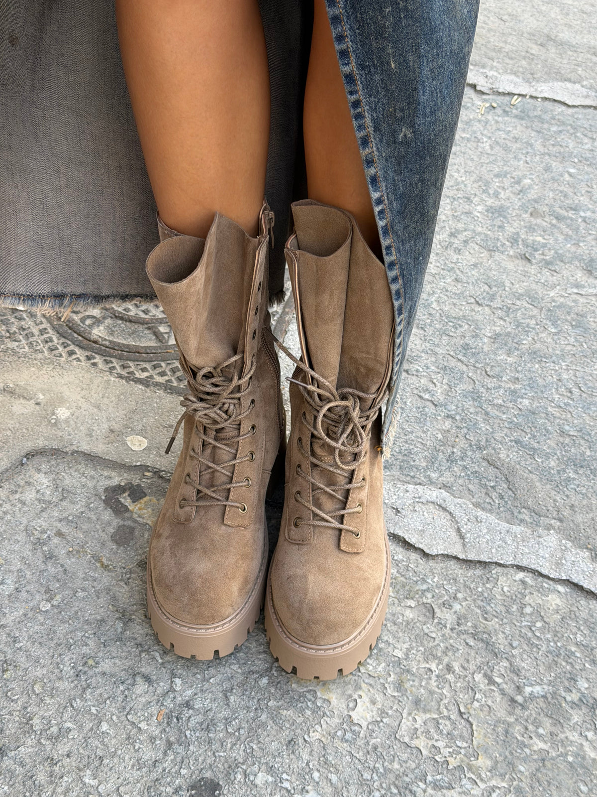 Anfibio Suede Beige