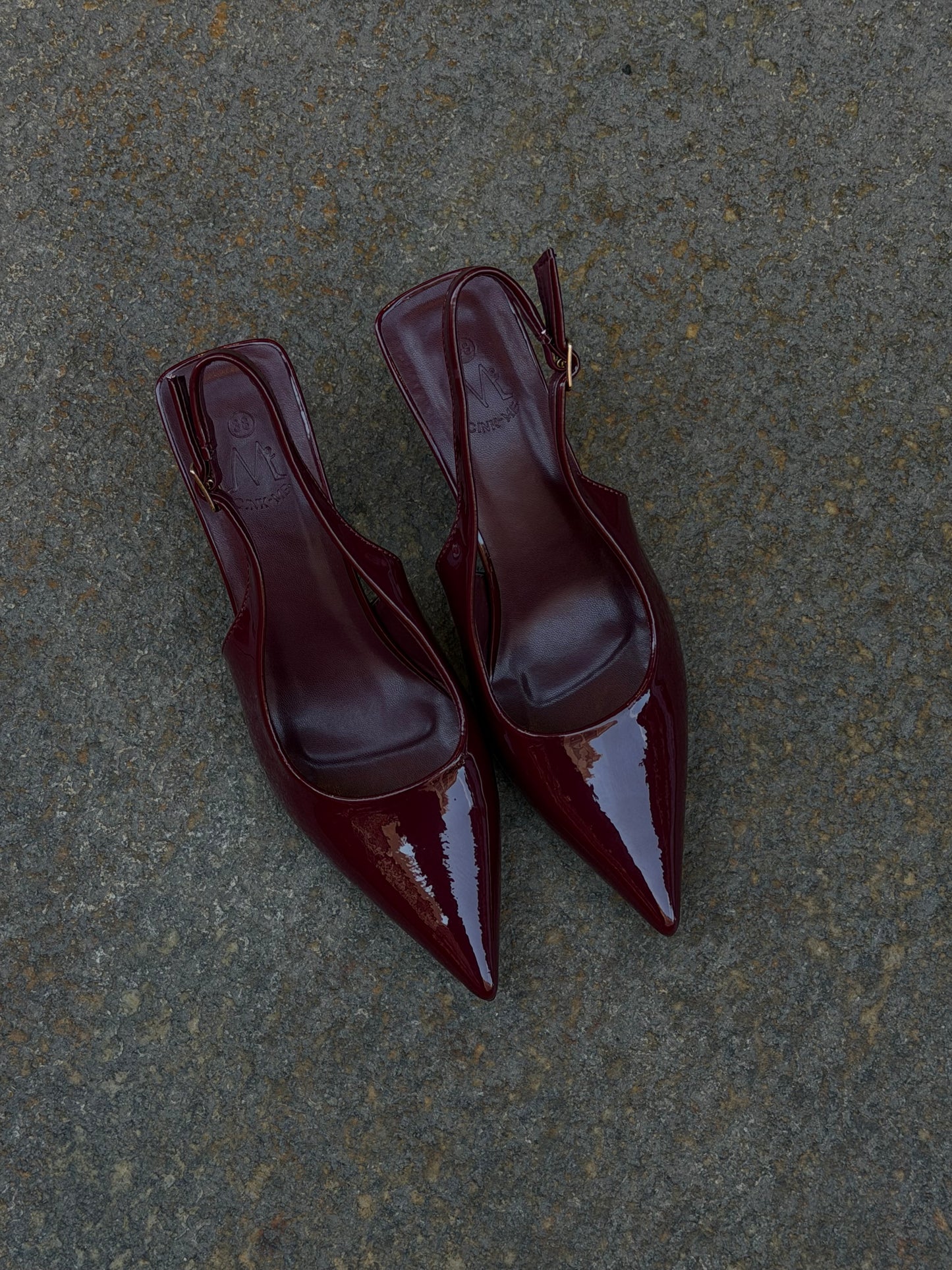 Slingback Cherry
