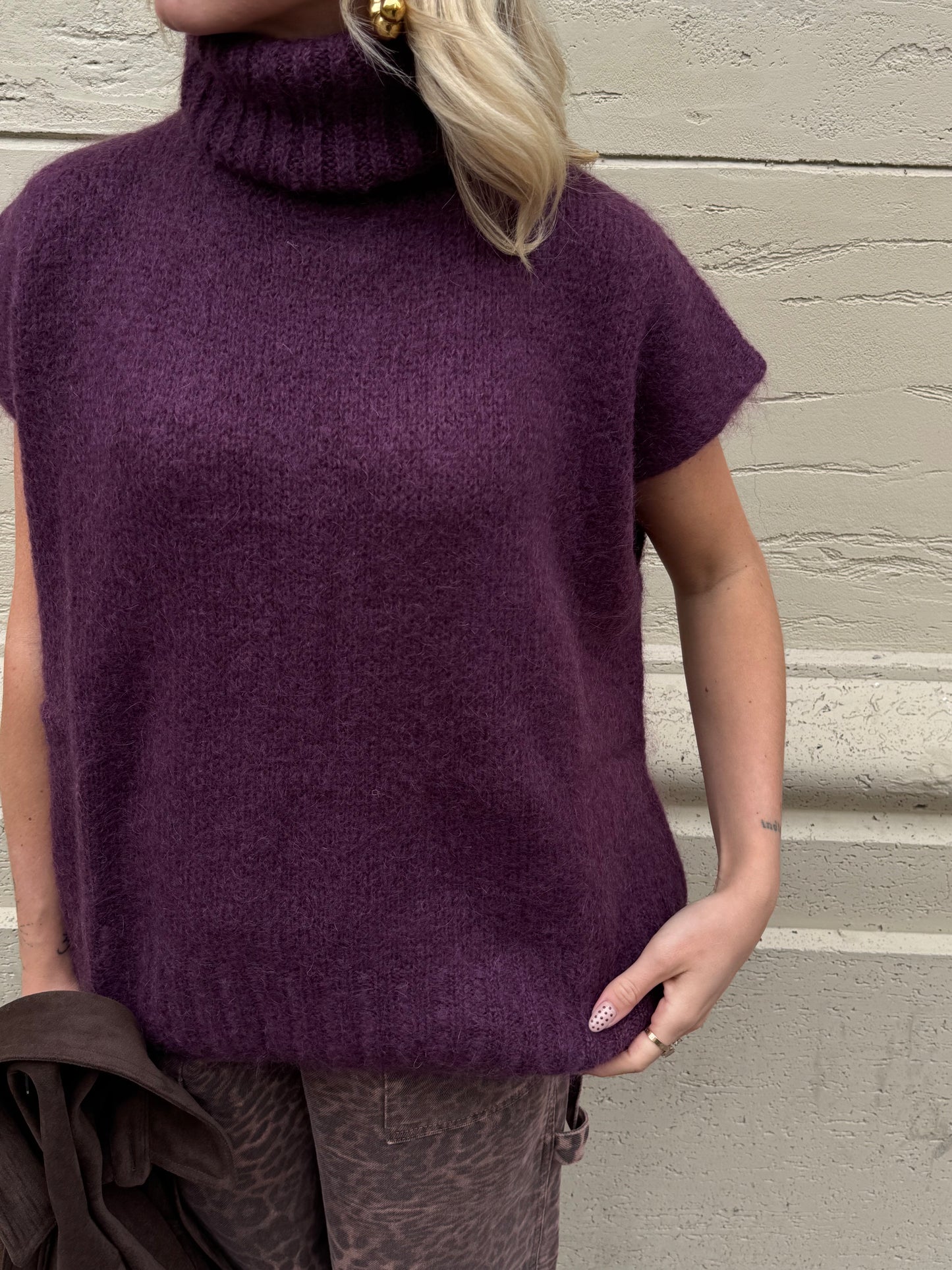 Maglia Nuvola Collo Alto | Melanzana